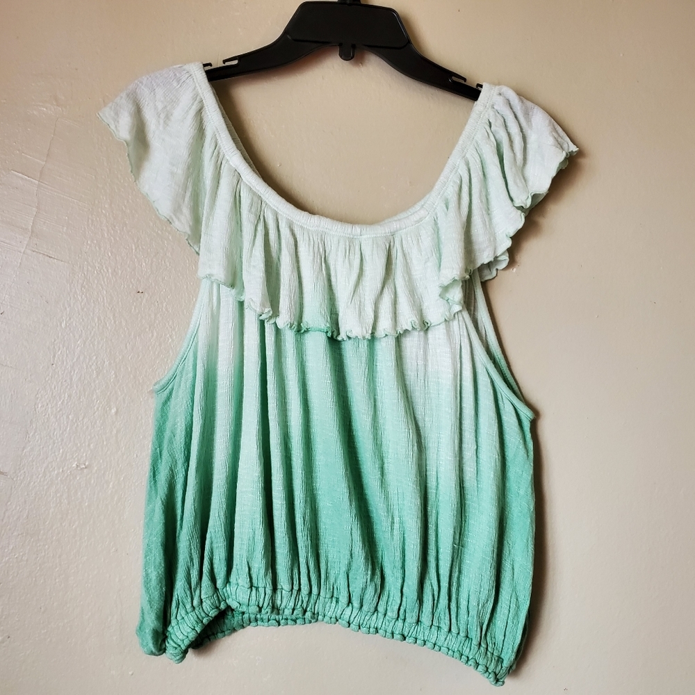 𝅺Free People croa Lee sea foam green ombre ruffle top size XS